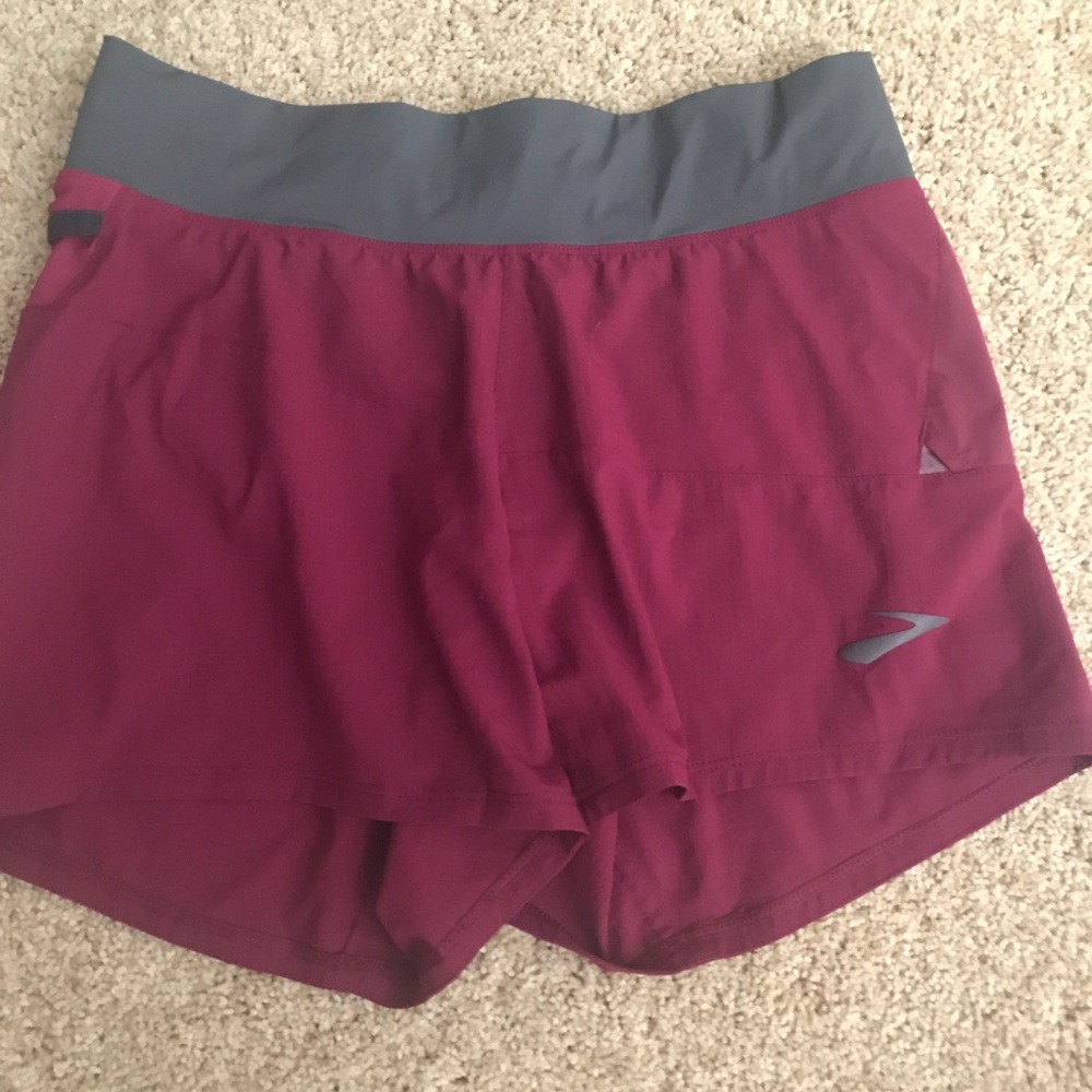 Brooks Athletic Shorts (Maroon)